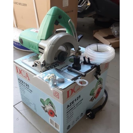 Máy cắt gạch 1.2tấc DCA AZE125 (Chính Hãng)