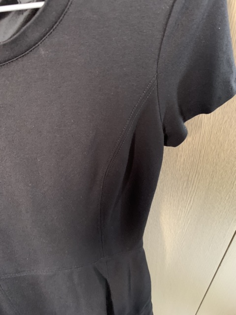 Thanh lí váy mango vnxk