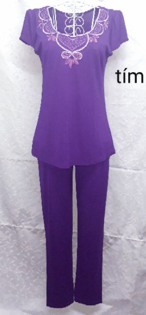 Đồ bộ trung niên mặc nhà trơn màu thêu hoa đính đá/ xẻ tà