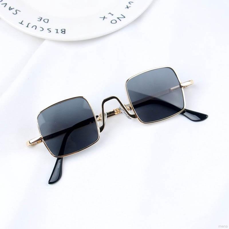 Kính mát gọng vuông chống tia UV cho bé