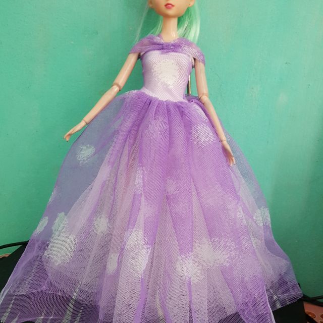 Đầm  cho búp bê babie