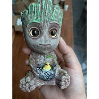 Tượng groot kèm sủi oxi trang trí bể cá