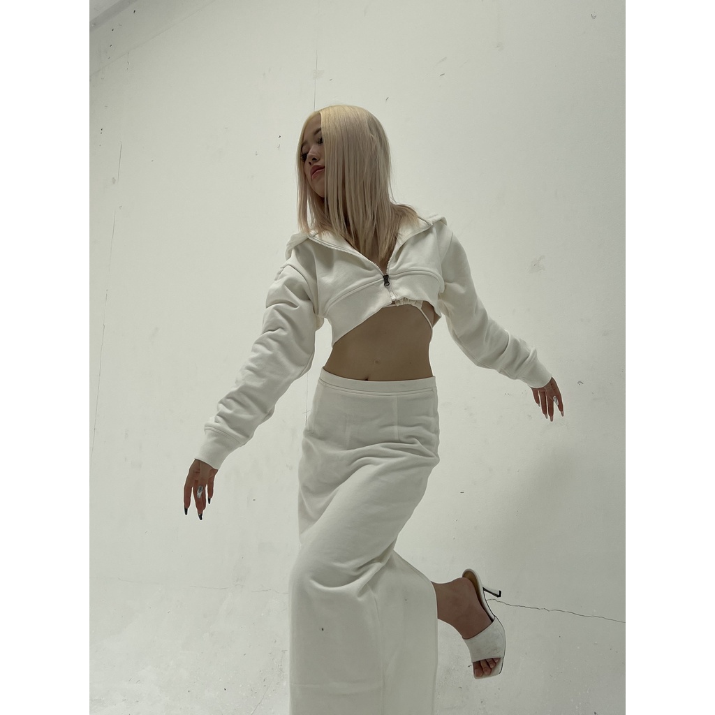 SET ĐỒ GAL ON WHITE SET