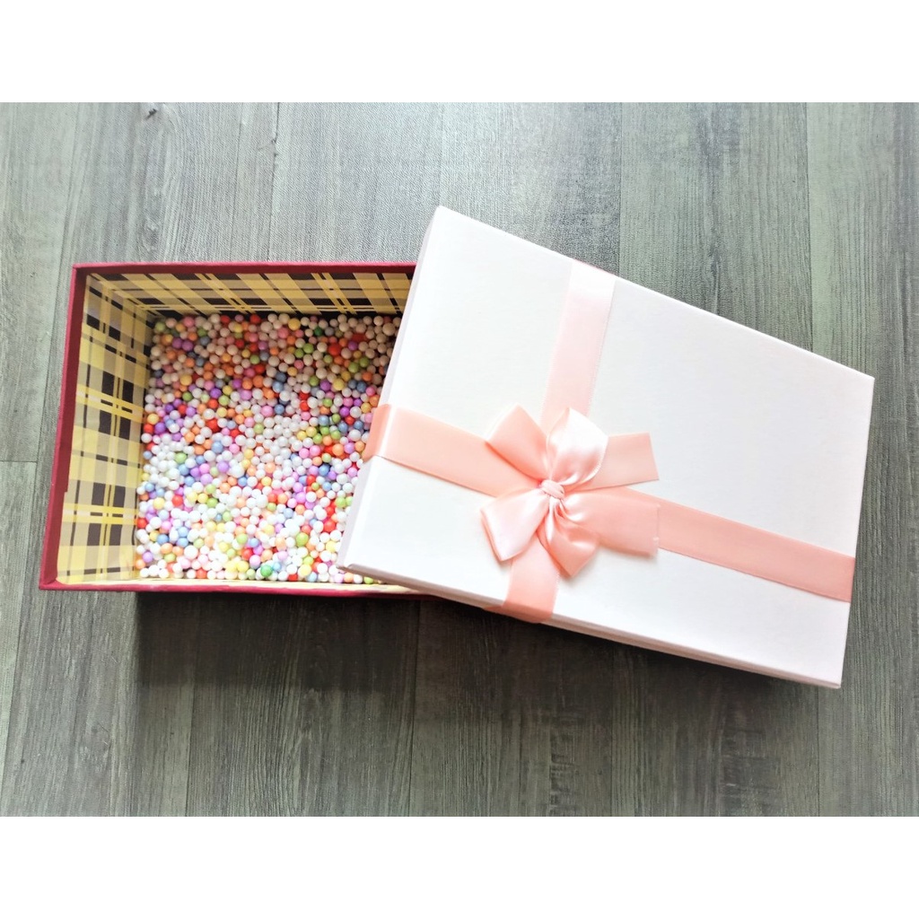 (có 4 size)Hộp quà tặng sinh nhật, Hộp hình chữ nhật,tặng kèm hạt xốp và thiệp