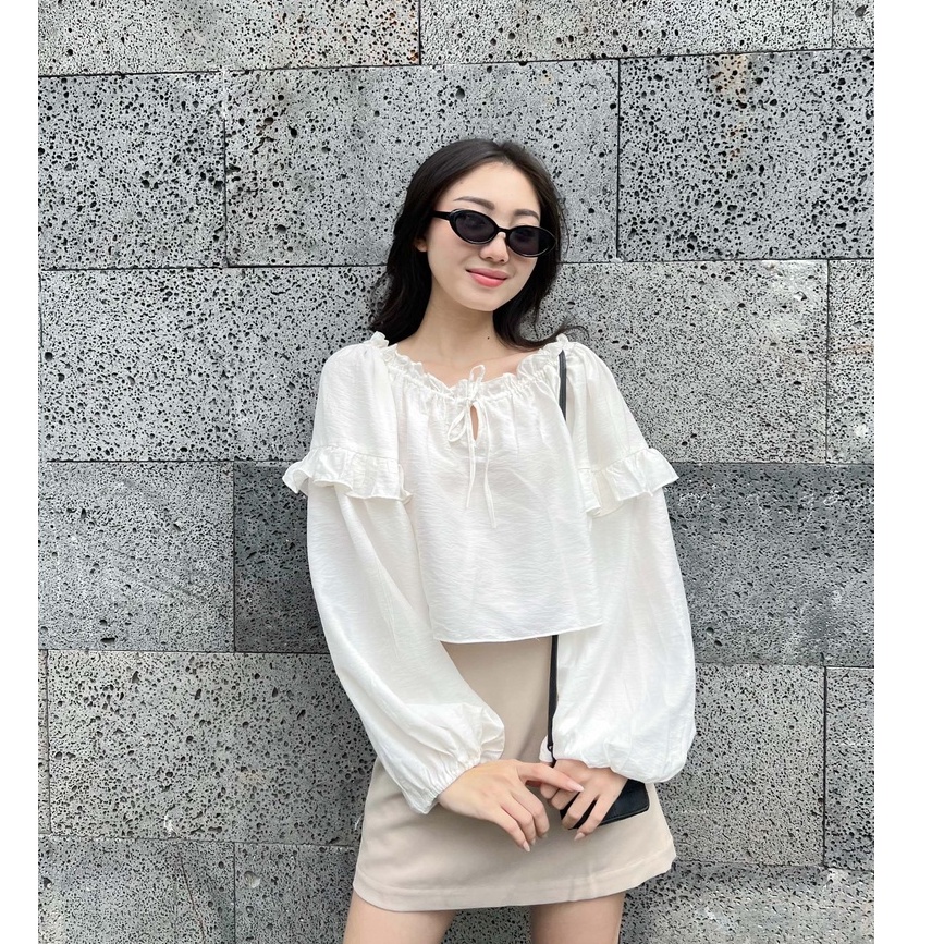Anniegals - Áo trắng tay phồng cột nơ ngực - Jennie Blouse