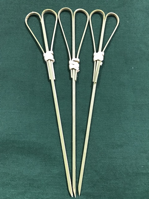 Xiên tre hình tim dài 150 mm