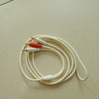 Dây AV lấy nhạc đầu 3.5 ra 2 đầu sen