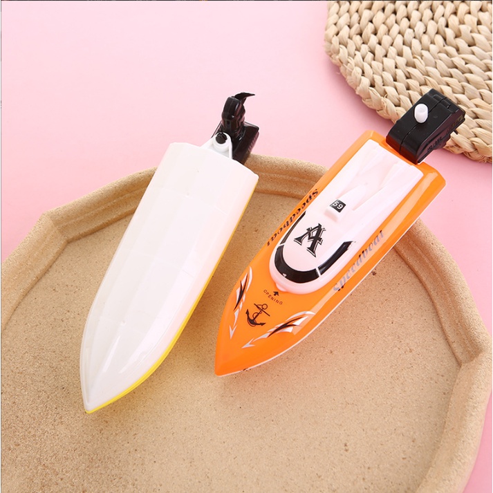 Đồ Chơi Trẻ Em Thuyền Cano Nhựa ABS Chạy Dây Cót