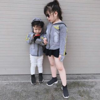 Áo chống nắng cho bé