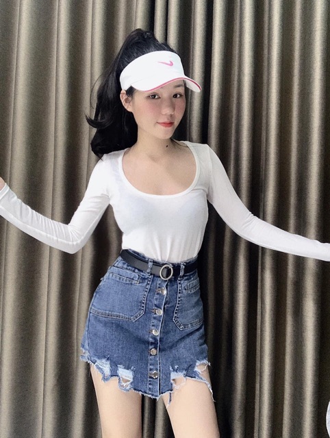 Quần giả váy co dãn hàng cúc giữa siêu xinh | BigBuy360 - bigbuy360.vn