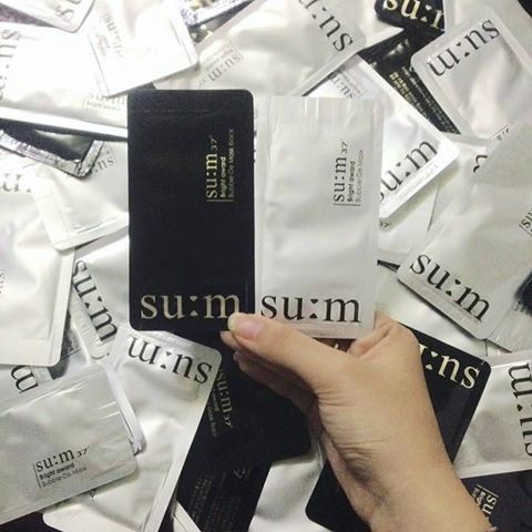 Mặt nạ thải độc Sum 37 Award Mask 2ml