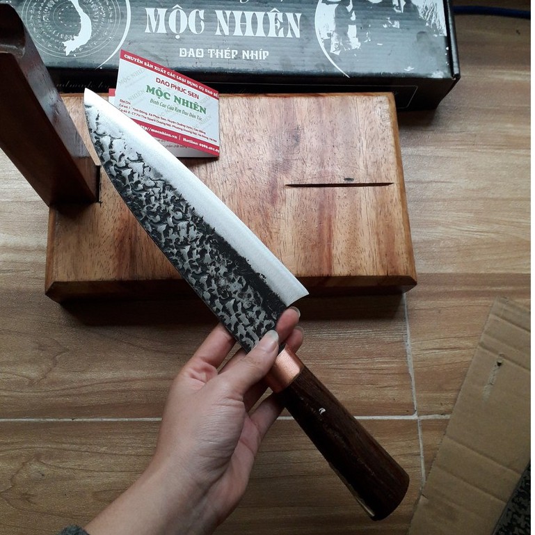 Dao deba chống dính kiểu Nhật rèn từ nhíp ô tô tại xưởng dao Mộc Nhiên Phúc Sen mã D20