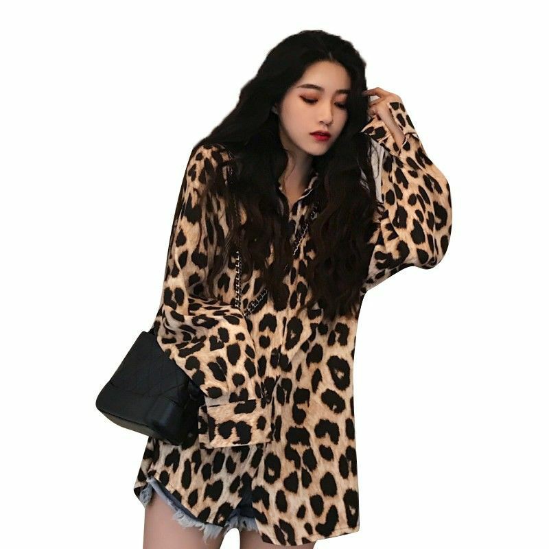 Áo sơ mi dáng dài họa tiết da beo