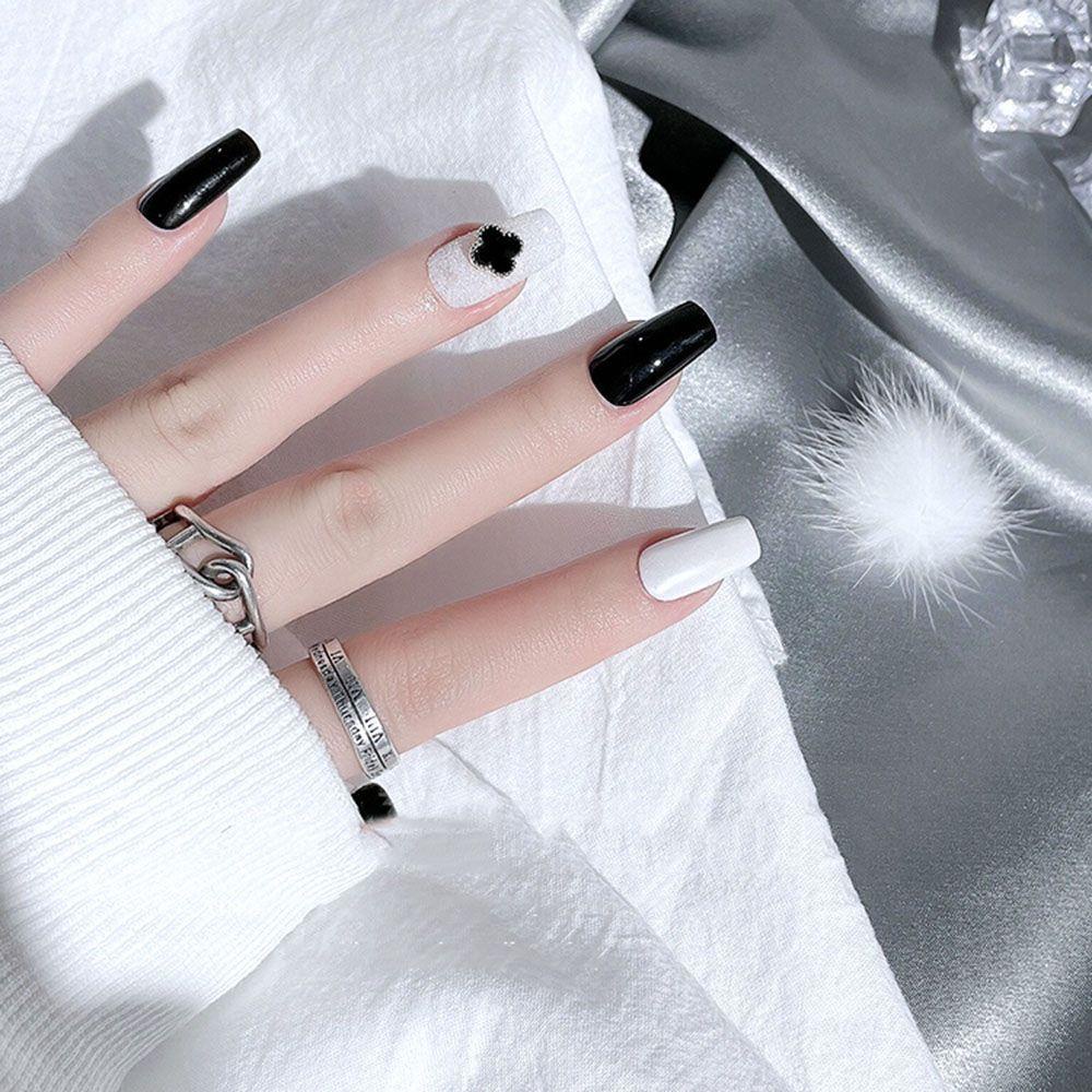 Phụ Kiện Trang Trí Móng Nghệ Thuật 3D Hình Cỏ Bốn Lá Và Vỏ Sò Màu Trắng Đen