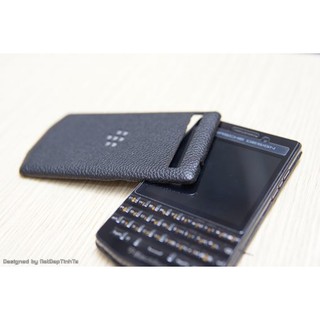 Skin dán da BlackBerry 9983 bọc da bò vân Mil đen