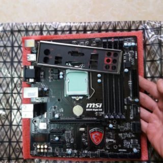 MSI B85 Gaming Plus đẹp