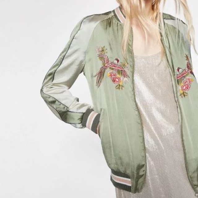 BOMBER THÊU HOA VĂN SOUVENIR JACKET
