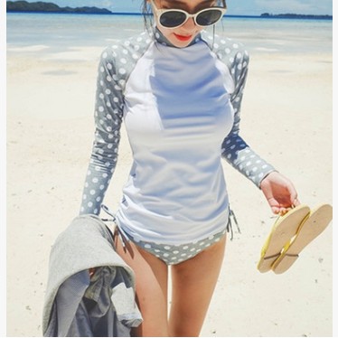 Áo bơi dài tay chấm bi, bikini đi biển