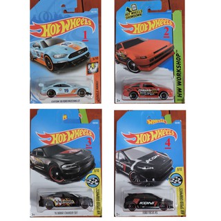 Mô Hình Xe Hot Wheels Speed Graphics TII