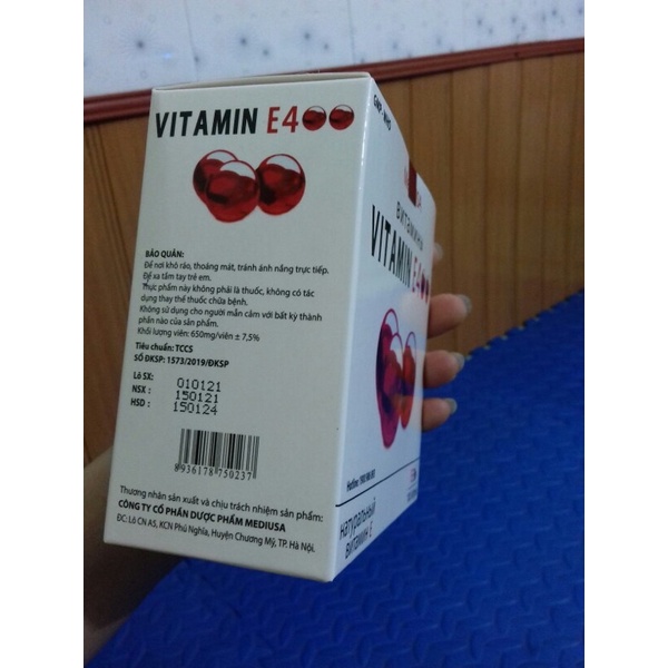 Viên uống Vitamin E 400 - Đỏ (hộp 100 viên)