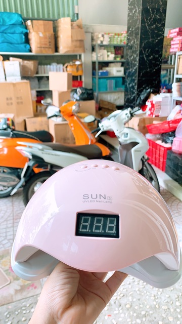 Máy hơ sun 5 màu hồng nude là dòng máy rẻ sài bền 36 bóng máy hơ gel mau khô,thích hợp cho các nhân viên nail