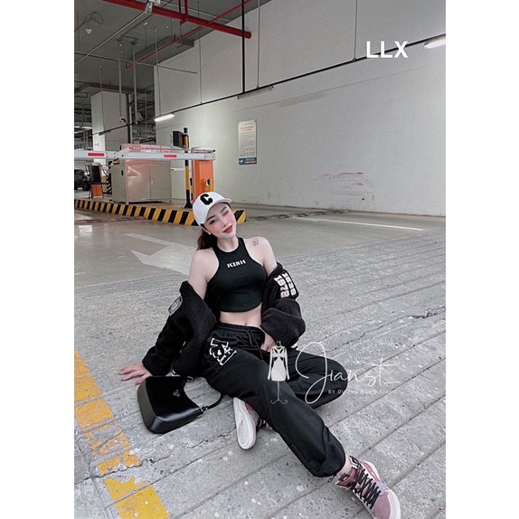 Set áo crotop + quần bo thể thao