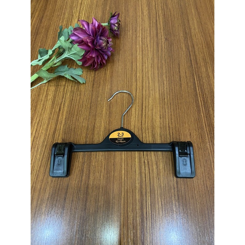 Móc kẹp quần