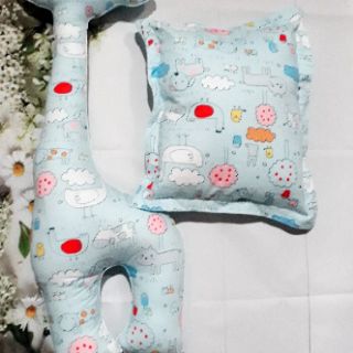 Gối huơu gối đầu cho bé