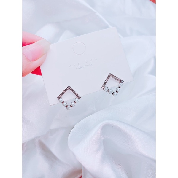 bông tai hình tứ giác, khoen tai đính đá và châu, hoa tai phong cách hàn quốc