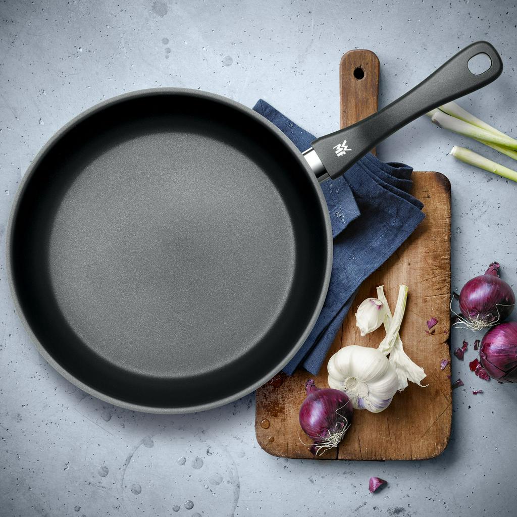 Chảo Chống Dính Cao cấp WMF FP DEVIL Size 20/24/28 CM - 0733606299/0733646299/0733686299