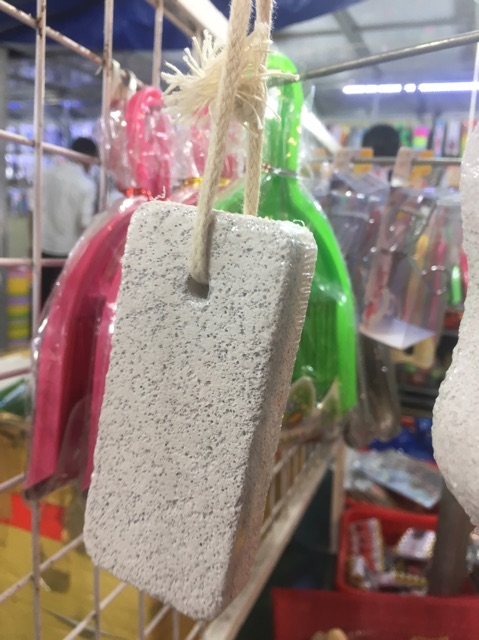 Dụng cụ chà gót chân