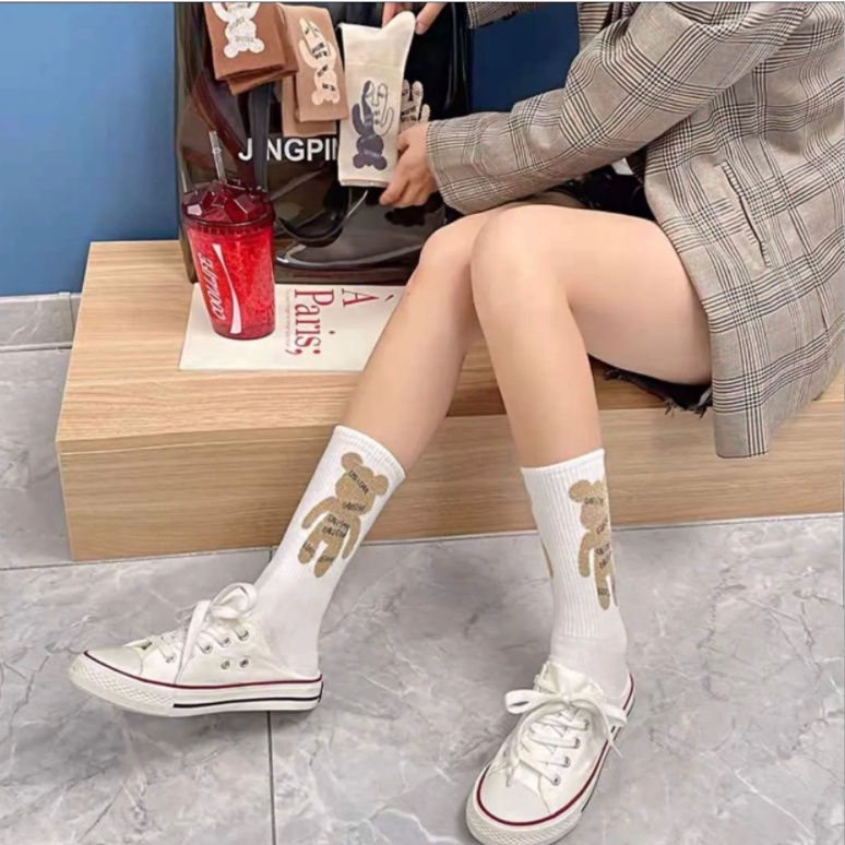 Tất nữ cổ cao họa tiết gấu dày dặn màu vintage phong cách Hàn quốc De Luna