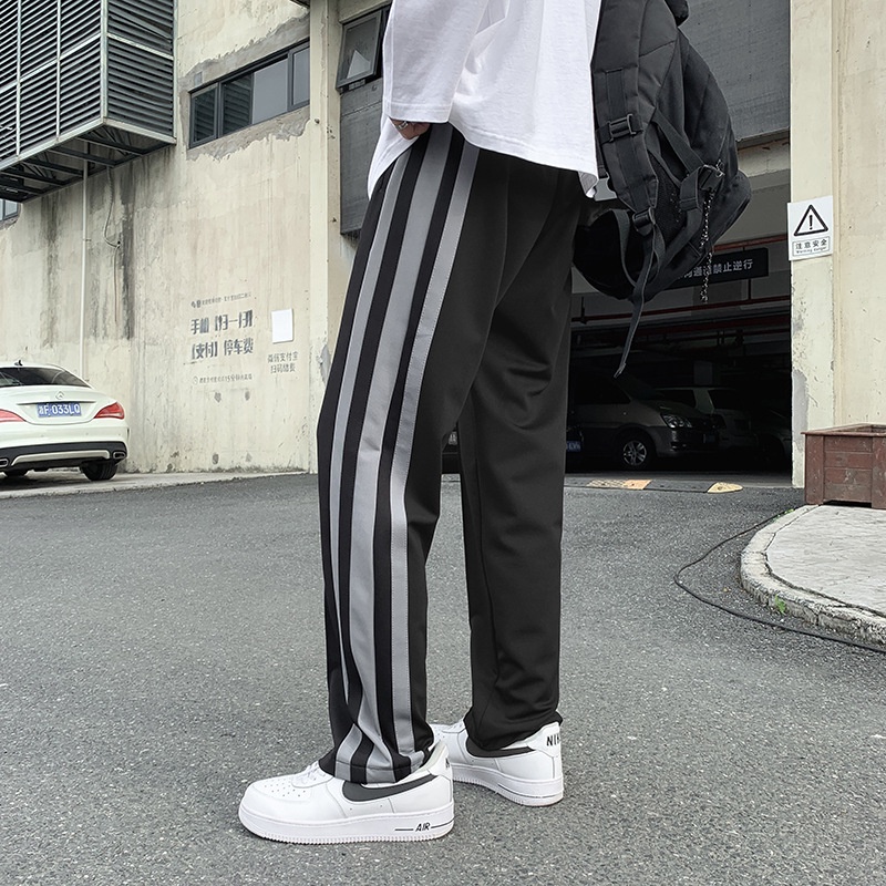 quần jogger nam ống rộng phối ba sọc thể thao