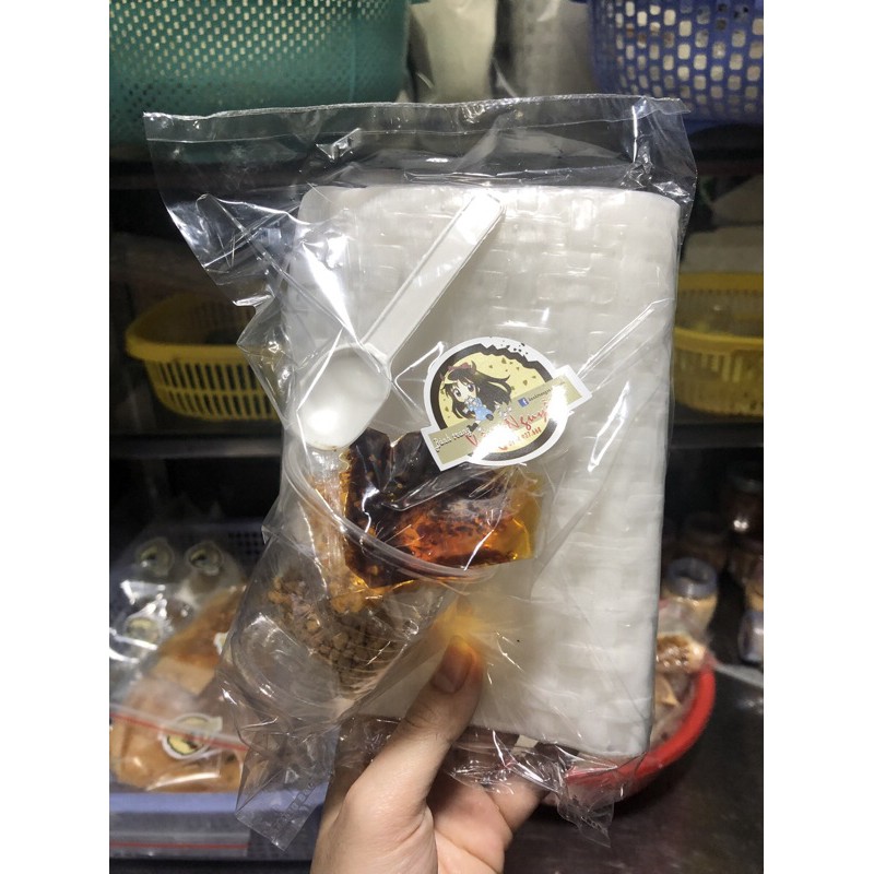 Bánh tráng siêu mỏng chấm sốt ngũ vị [ muối tây ninh, tắc, tỏi, sa tế ]. Bánh tráng VÂN NGUYỄN