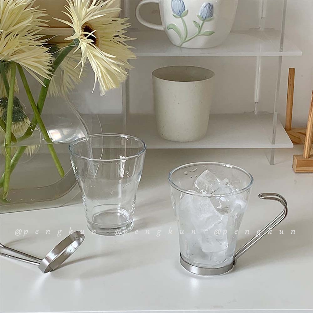 Cốc Uống Nước Bằng Thép Không Gỉ Chịu Nhiệt Có Tay Cầm Bằng Kim Loại Phong Cách Mỹ