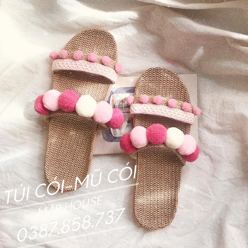 Dép cói đi biển 2 quai ngang đính cục bông thổ cẩm phong cách Vintage