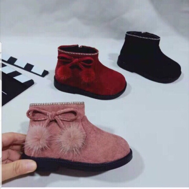 Bốt xinh cho bé gái