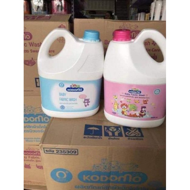 NƯỚC GIẶT XẢ KODOMO 3000ML THÁI LAN