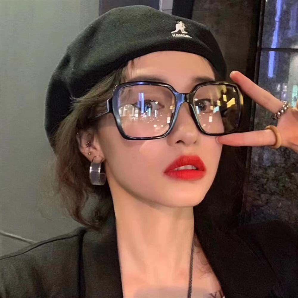 Mắt Kính Gọng Vuông Lớn Trong Suốt Phong Cách Cổ Điển Dành Cho Nữ