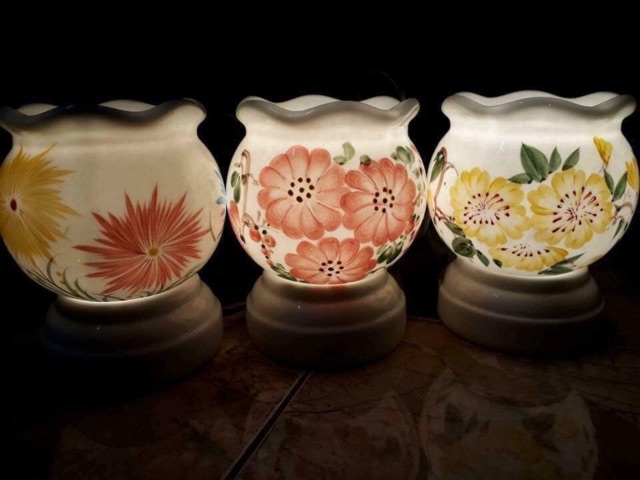 ĐÈN XÔNG TINH DẦU BÁT TRÀNG