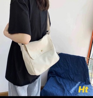 Túi đeo chéo khuy trơn HT12