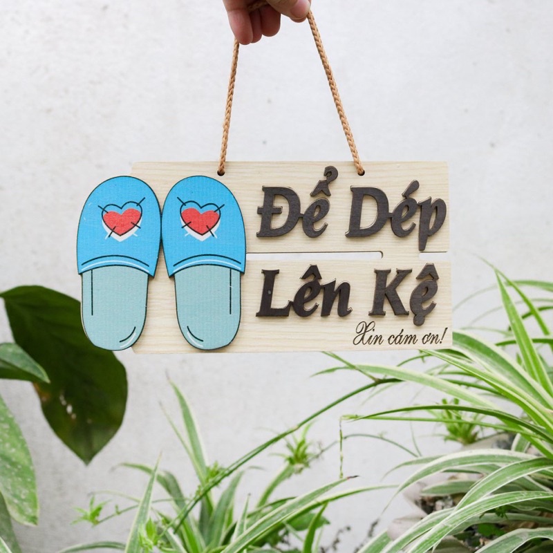 Bảng Gỗ Để Giày Dép Lên Kệ