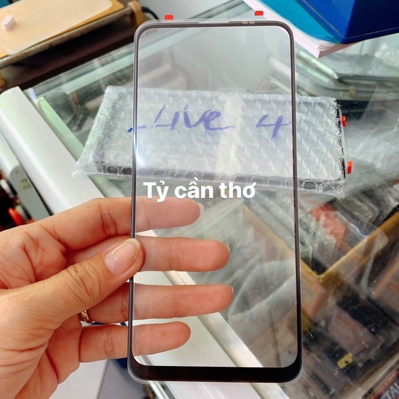 Kính ép màn hình zin vsmart live 4 / joy 4 / live lăn keo sẵn
