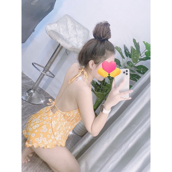 Set yếm hoa dập ly siêu đẹp sexy vải đỉnh | BigBuy360 - bigbuy360.vn