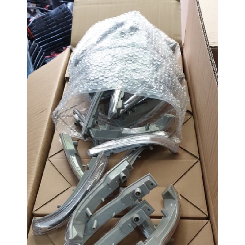 Xi nhan gương Hyundai I10 grand 2014-2020 có giắc - không giắc