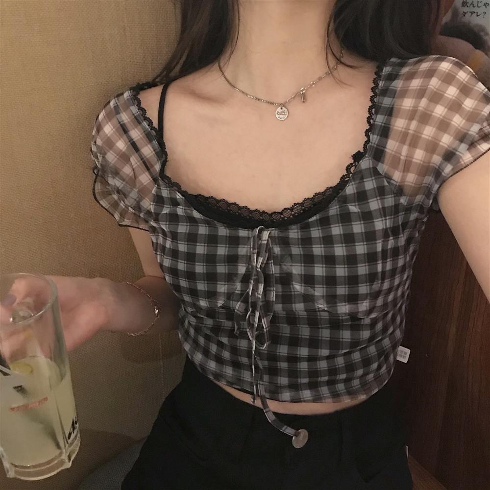 Áo croptop Tay Ngắn Kẻ Ca-Rô Đen Trắng Trẻ Trung Hợp Thời Trang