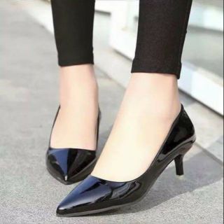Giày gót 3cm đen trơn