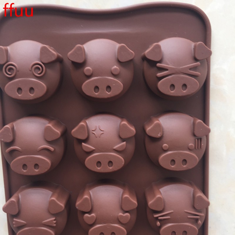 Khuôn silicone làm bánh/ sô cô la/ pudding/ nướng/ xà phòng 15 ngăn hình chú heo đáng yêu