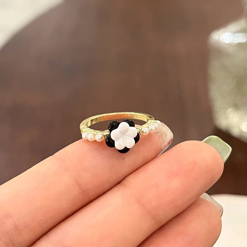 Nhẫn Đính Ngọc Trai Hình Hoa Trà Phong Cách Hàn Quốc Cho Nữ F997