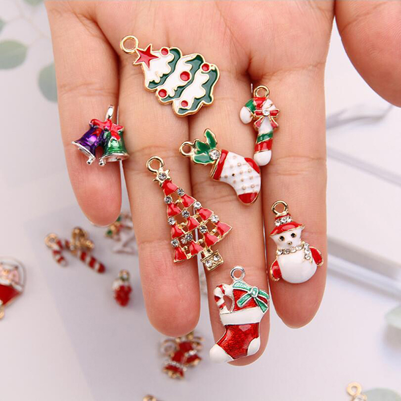 Mặt trang trí tráng men nhiều kiểu tiện lợi cho cây thông noel